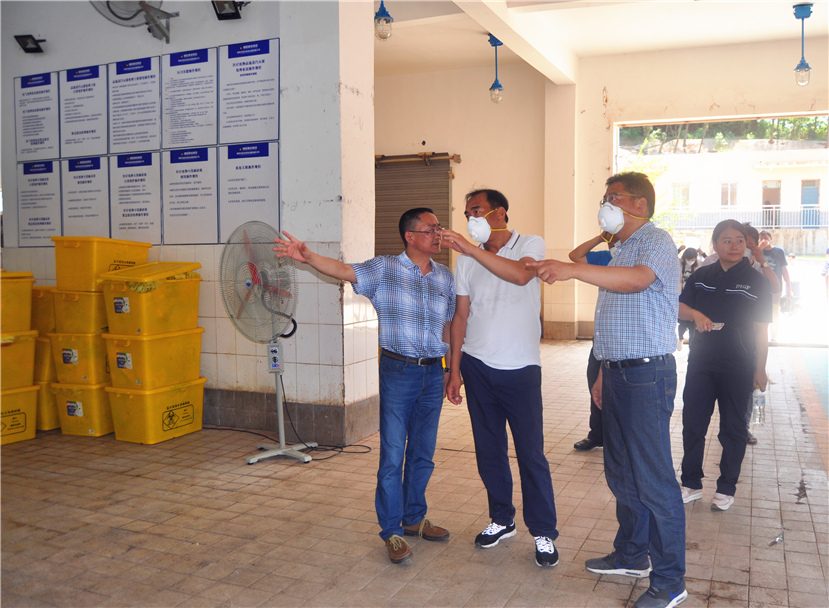 2017年7月27日 市委副书记、市长赵辉视察固废处置公司环境整改情况2_副本 2017年7月27日 市委副书记、市长赵辉视察固废处置公司环境整改情况2_副本