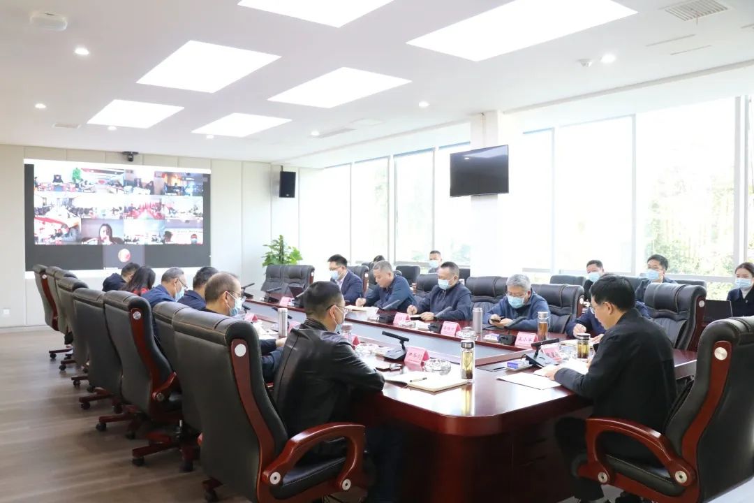 疫情当前 责任在肩——亚洲av
召开疫情防控视频工作会